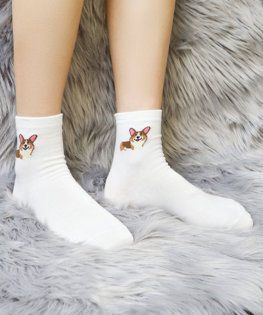 Happy Face Corgi Socks on model