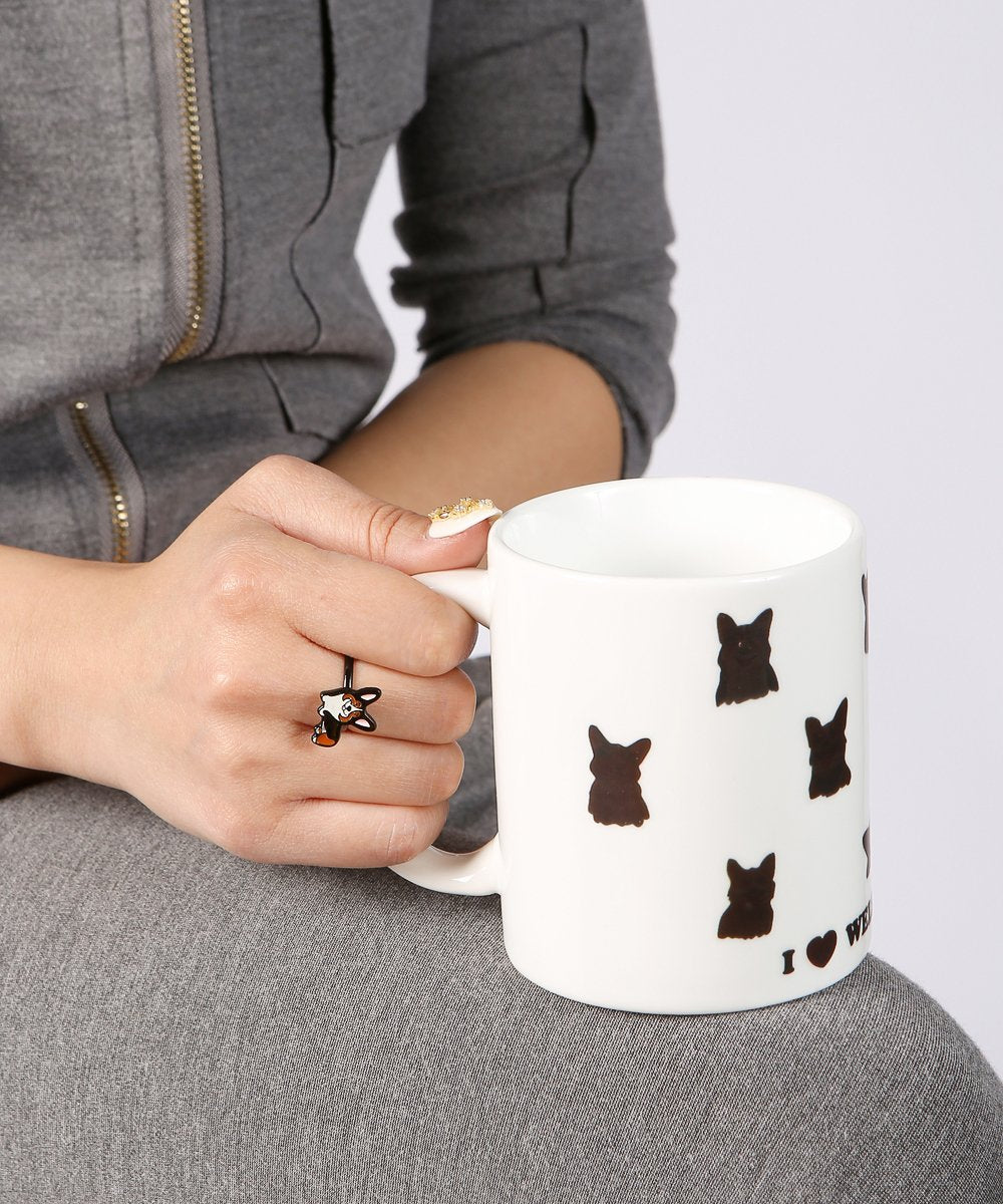 Heat Sensitive Color Changing Magic Corgi Mug in hand