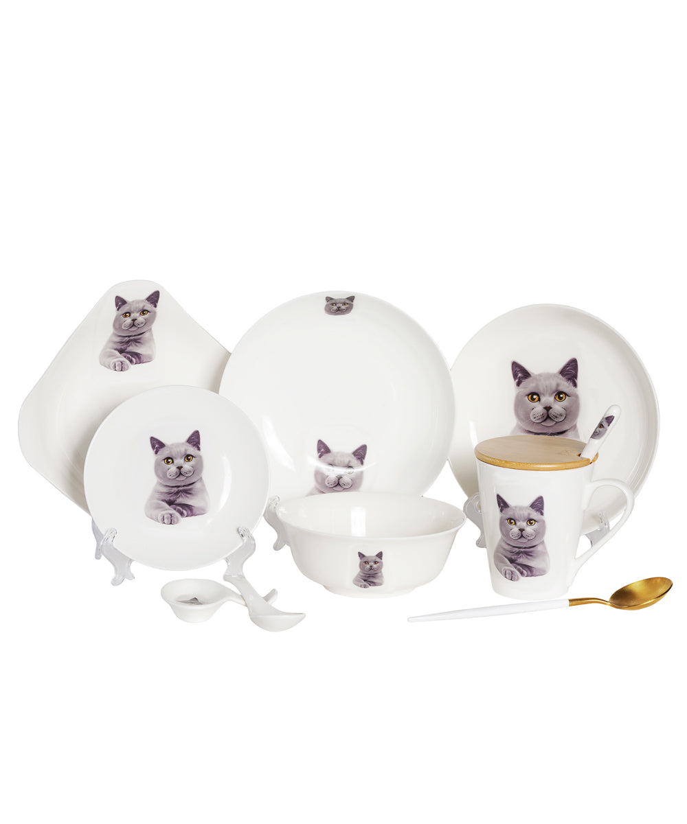 Pet Portrait Porcelain Dinnerware 11-Piece Set - Chartreux