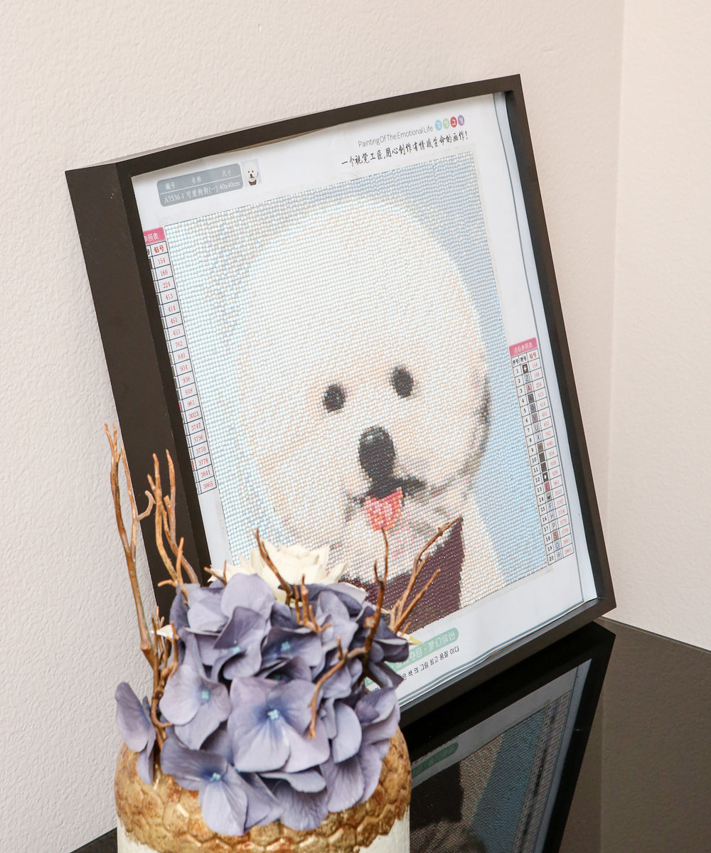 Poodle Diamond Painting on table